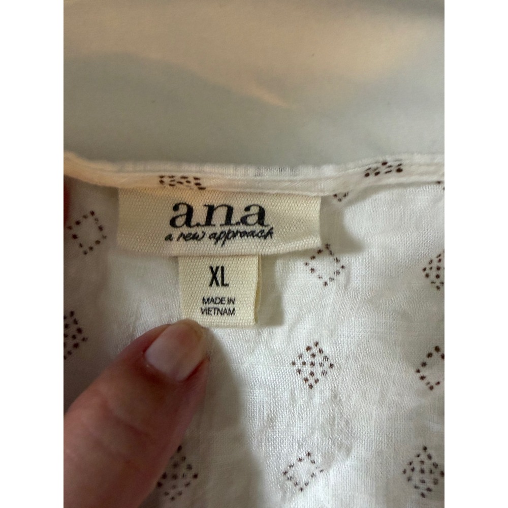 ana A New Approach Womens XL White Brown Geometric Diamond Print V-Neck Blouse